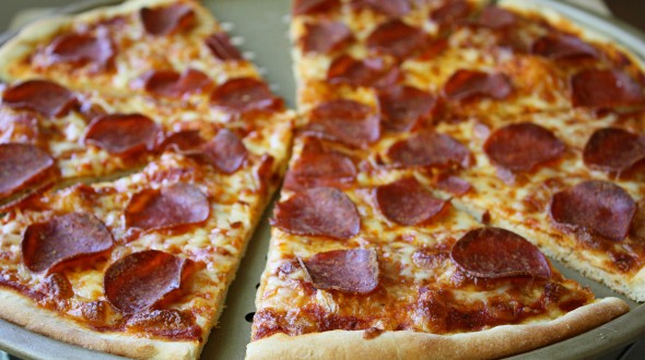 Pepperoni Pizza Delivery Near Me - Best Pepperoni Pizza Toppings