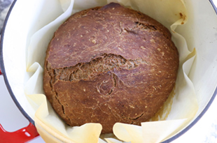 No Knead Pumpernickel Bread